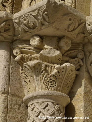 CAPITELES DE LA PORTA SPECIOSSA